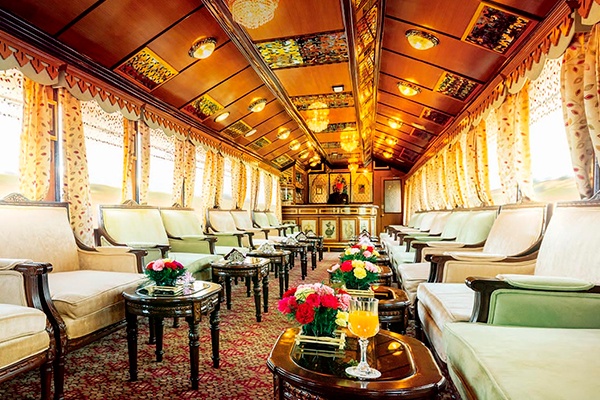 Palace on Wheels